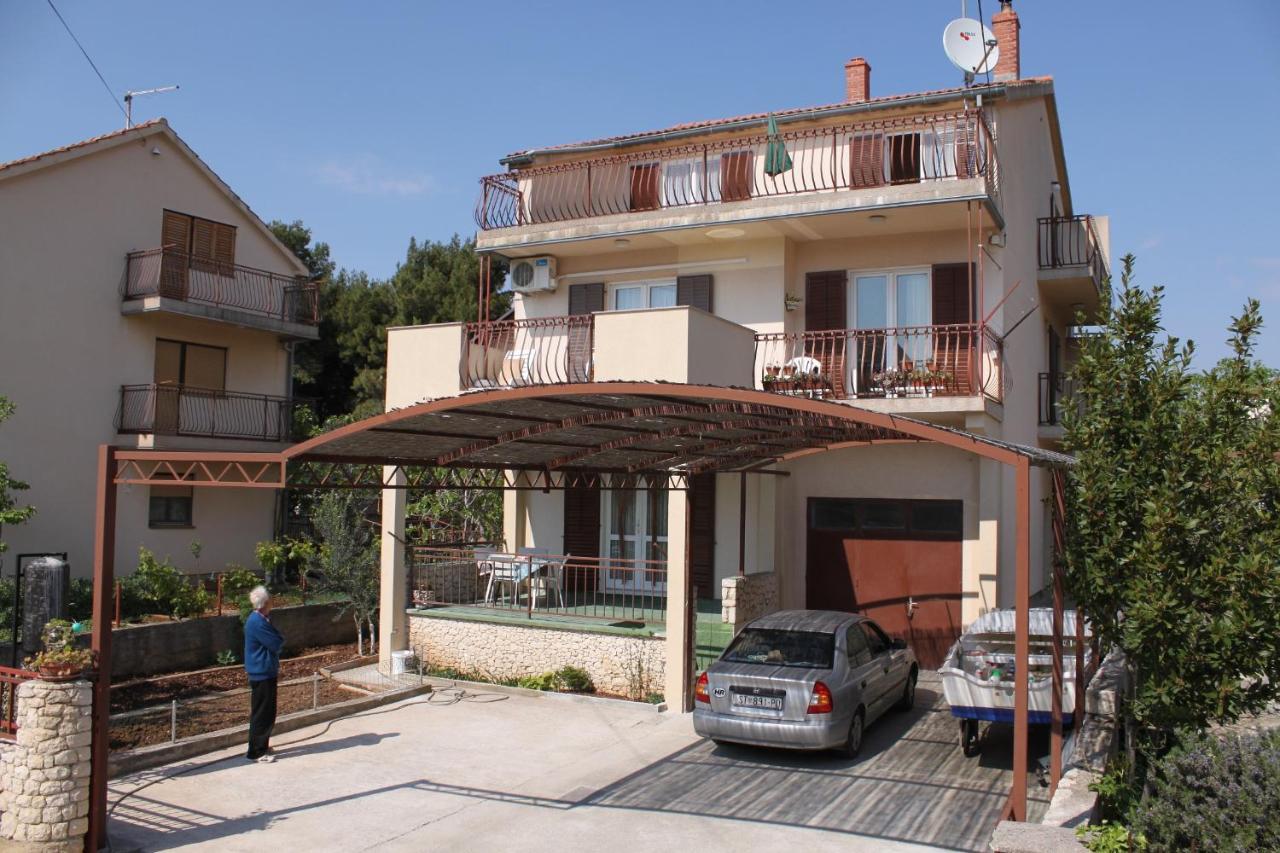 Apartments With A Parking Space Srima - Vodice, Vodice - 6099 ภายนอก รูปภาพ